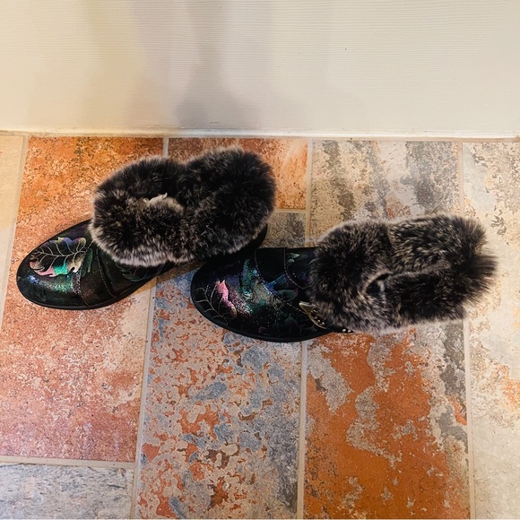 🥾NWOT! Fabulous HandMade Super Lady Star Arty Metallic & Fur Combat Style Boots - Picture 11 of 15
